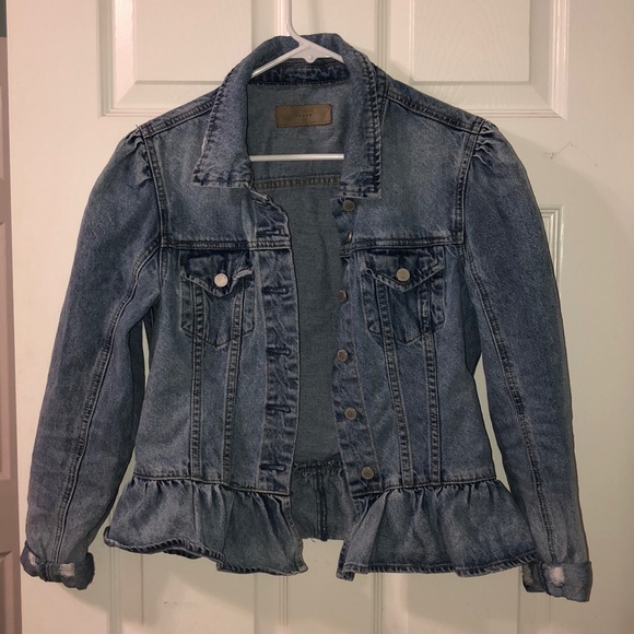 medium blue jean jacket!! - Picture 1 of 3